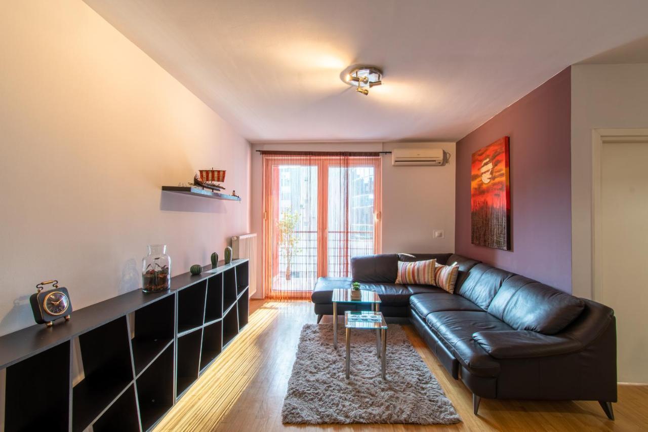 Flexible Selfcheckins 31 - Zagreb - Garage - Loggia - New Apartment Exterior photo